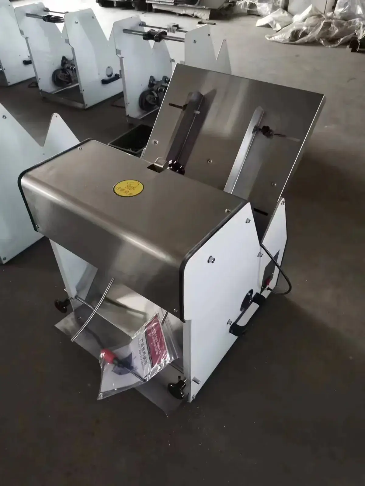 Commercial Bread Slicer Image 3