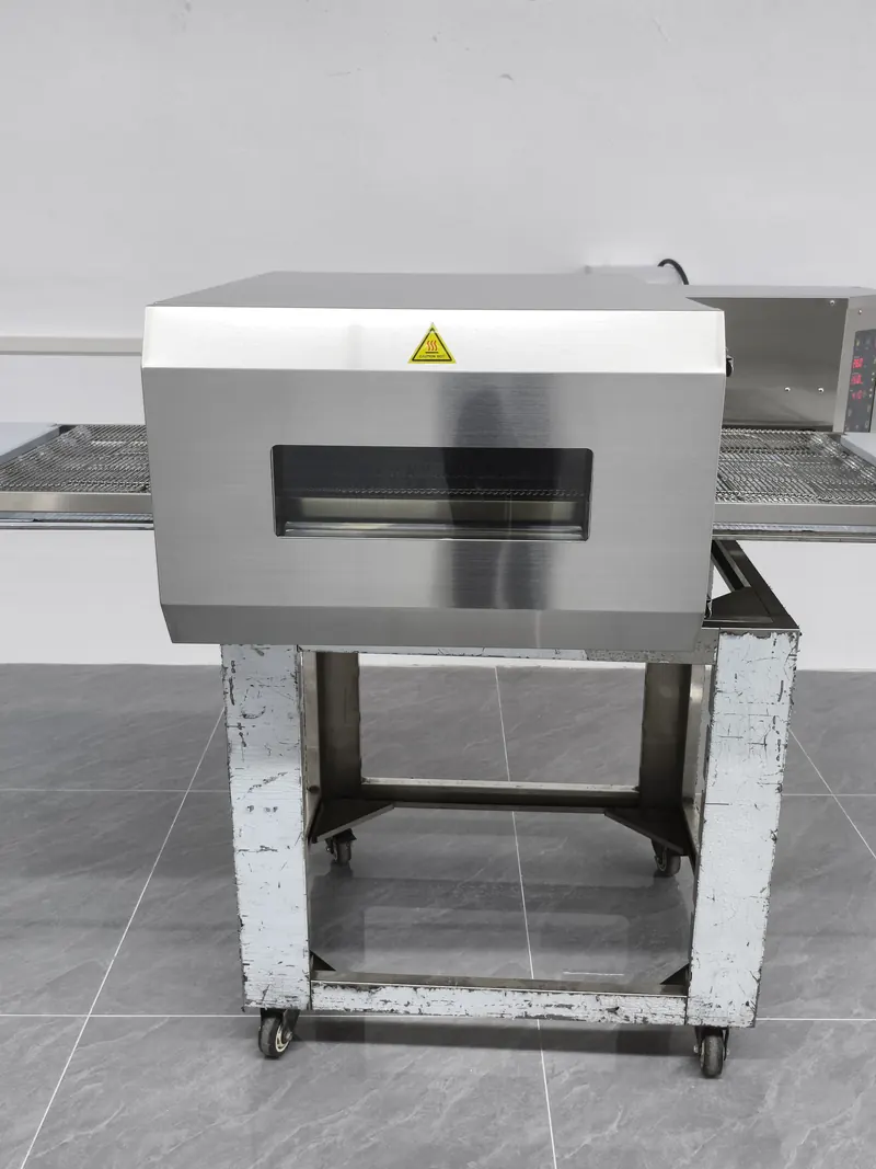 Commercial Conveyor Pizza Oven Image 3