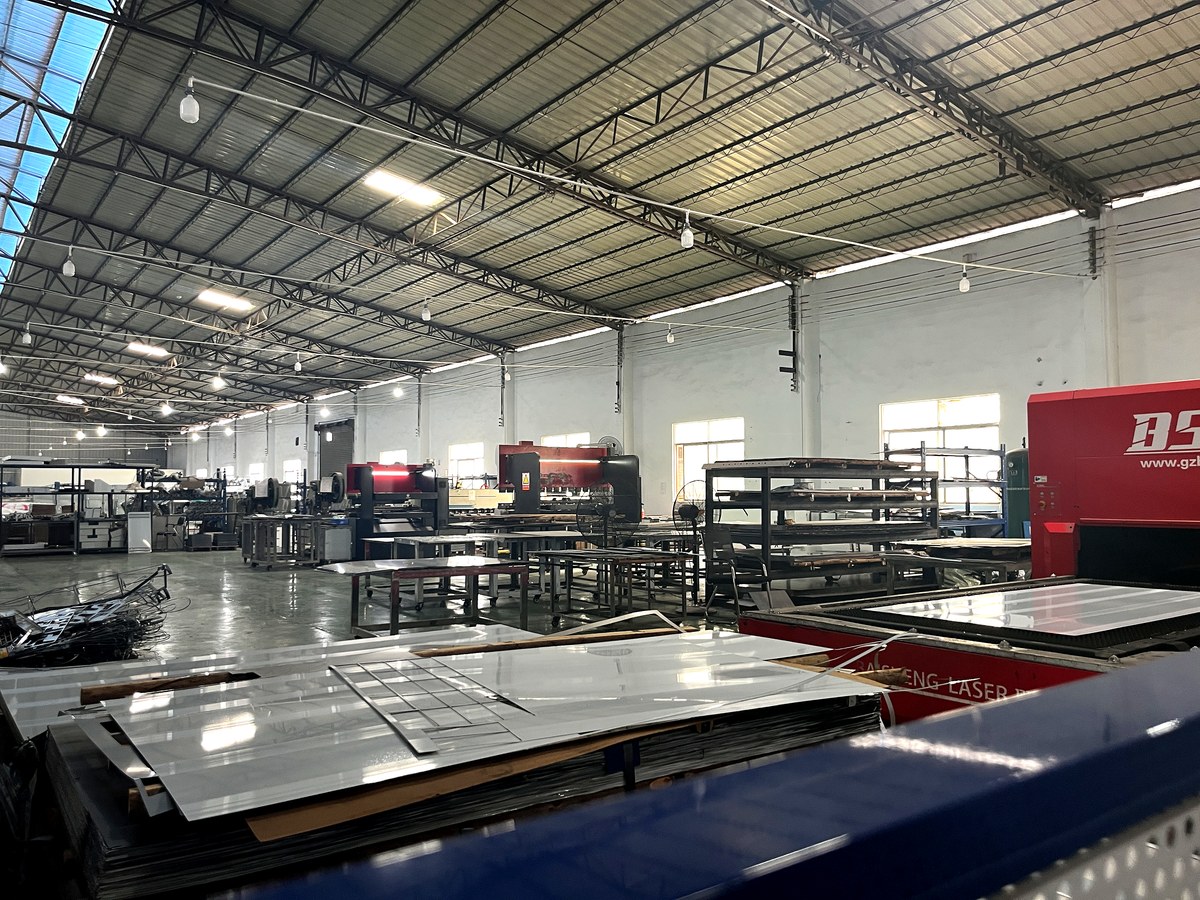 Laser Cutting Machine